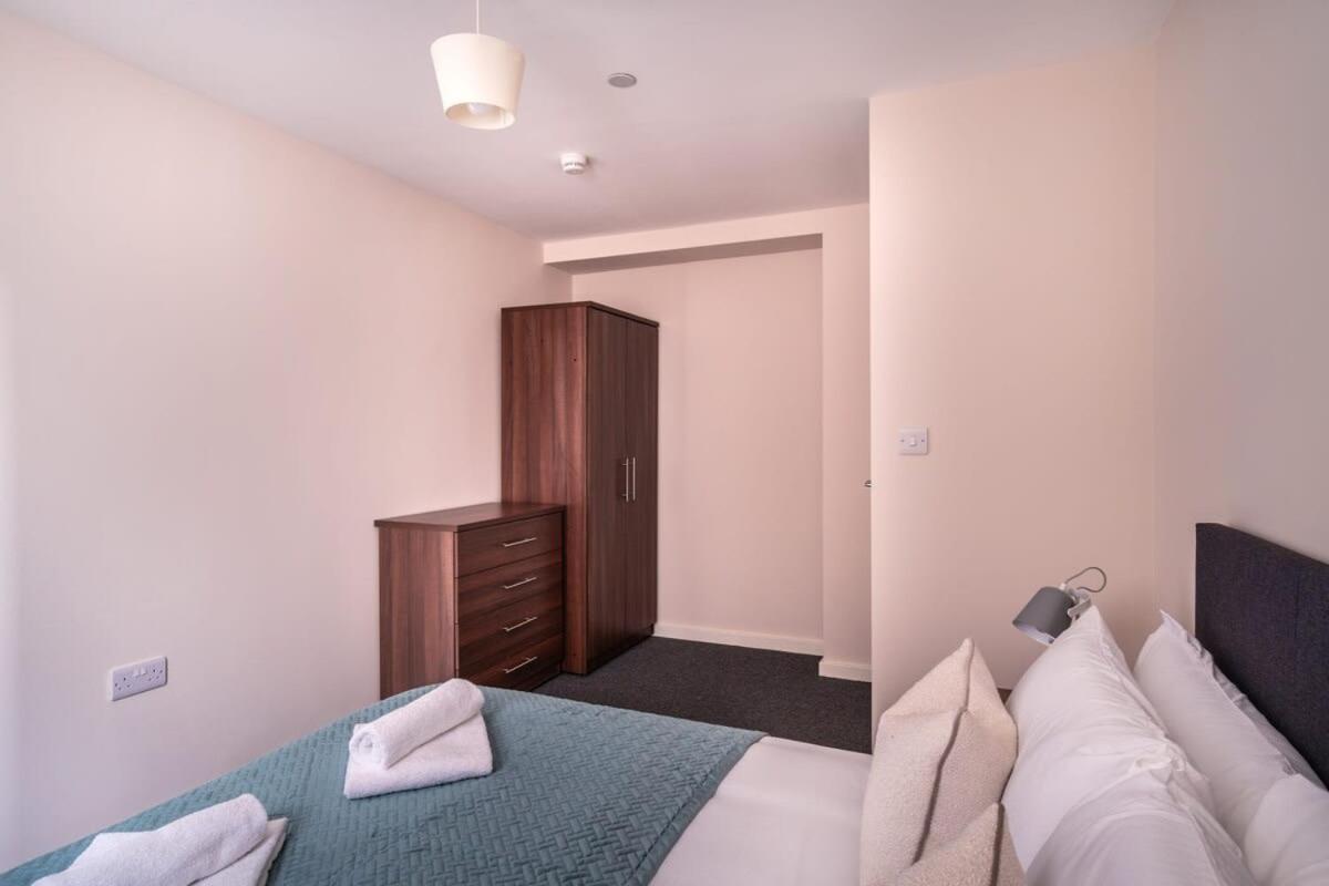 Modern & Spacious 2 Bed Apartment In Mánchester Exterior foto